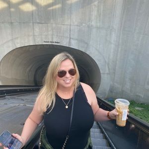 Meet your Posher, Kenzie